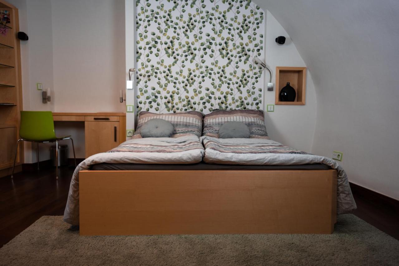 Apartment Trziste Praha Exteriér fotografie