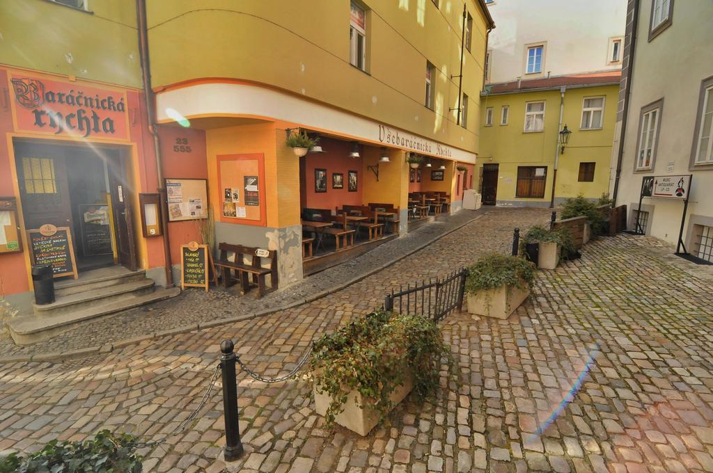 Apartment Trziste Praha Exteriér fotografie